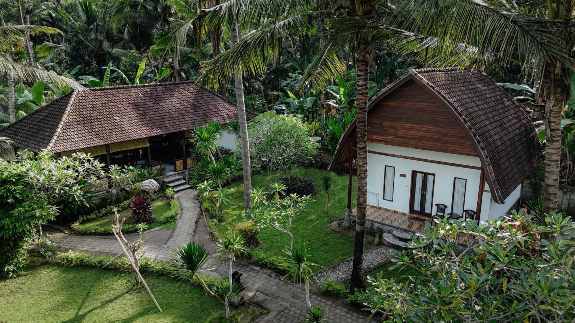 Crystal Bay Villa Sakti Exterior photo